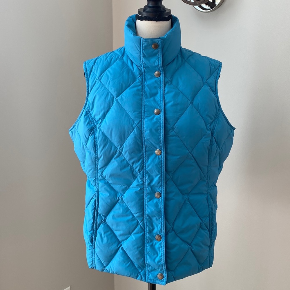 Womens Land End medium down filled puffer vest snap front pockets layer gorpcore